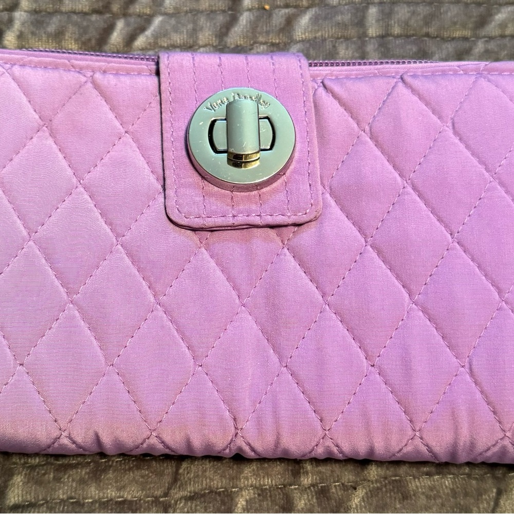 Vera Bradley Turnlock Wallet Like New!